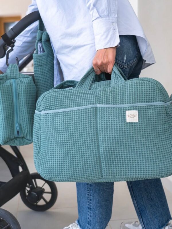 Bolso maternal verde menta 30x47