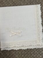 Pañuelo bautizo beige