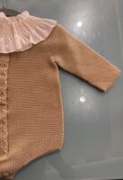 Pelele punto cuello engomado smock beige