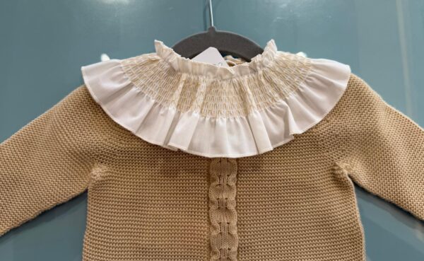 Pelele punto cuello engomado smock beige