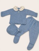 Conjunto de punto azul cuello floral