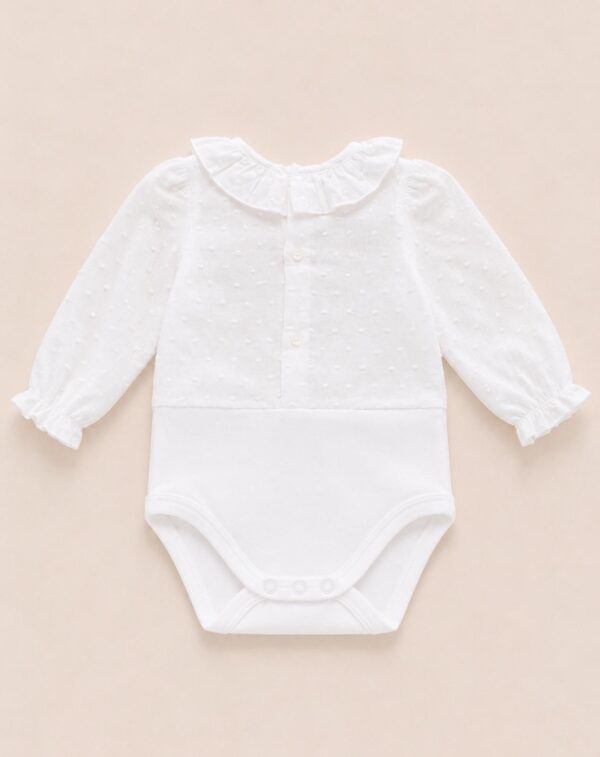 Body blanco plumeti cuello volante