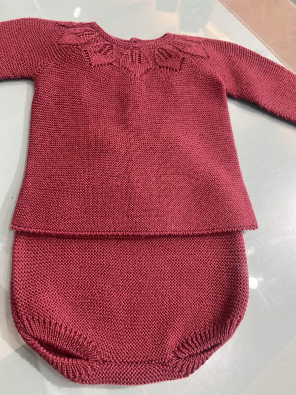 Conjunto burdeos solita