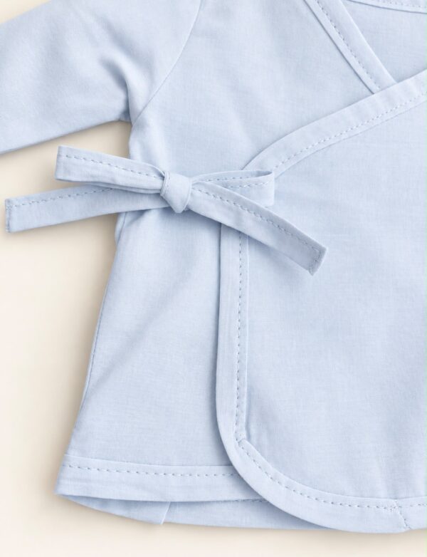 Blusa cruzada celeste